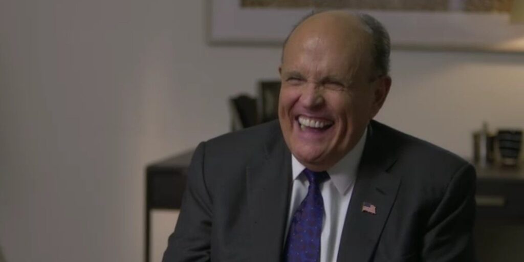 Borat 2: Rudy Giuliani intentó que arrestaran al equipo, dice el productor