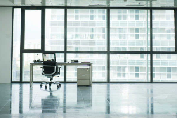 Cree un manual e integre la inteligencia artificial para incorporar a los empleados remotos