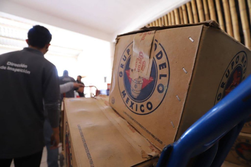 Decomisan cerveza, se vendía de forma clandestina, en Santa Rosa Jáuregui, son 11 mil unidades incautadas