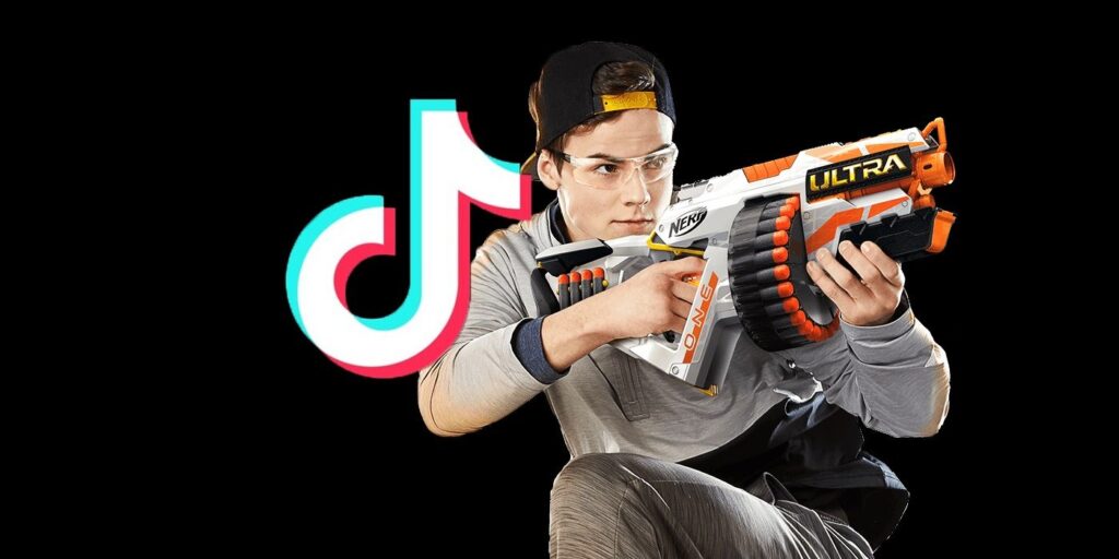 El director de TikTok de Nerf es una vacante de trabajo real (e increíble)