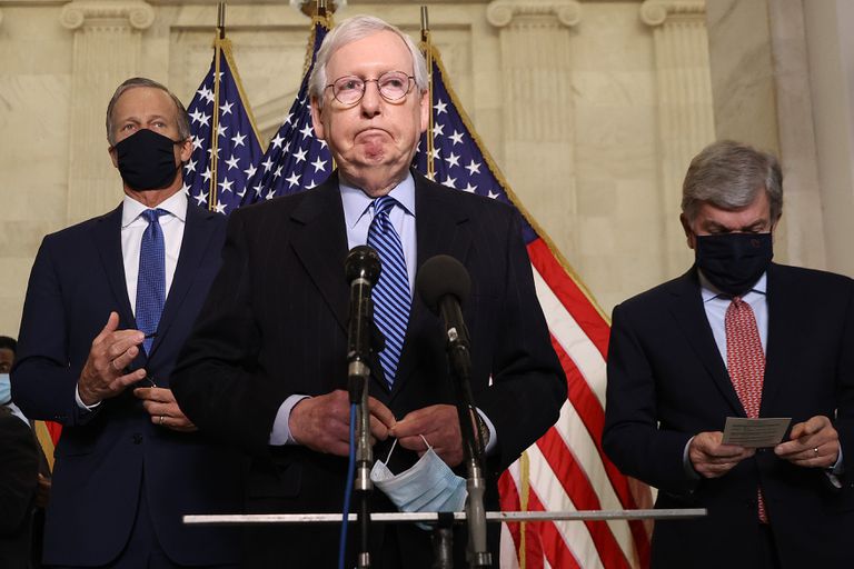 El líder de la minoría republicana en el Senado, Mitch McConnell.