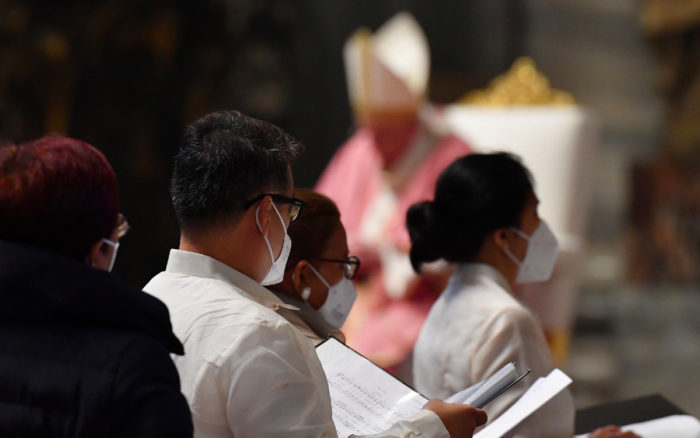 En Semana Santa, el Vaticano vacunará contra el Covid-19 a 1,200 personas sin hogar