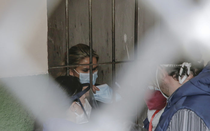 Expresidenta de Bolivia Áñez es trasladada desde la cárcel al hospital por presión alta