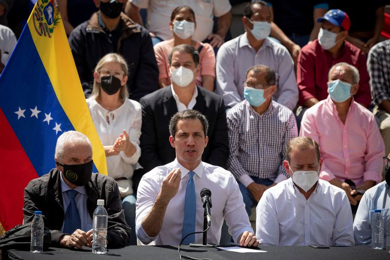 El líder opositor venezolano Juan Guaidó durante una rueda de prensa, en Caracas.