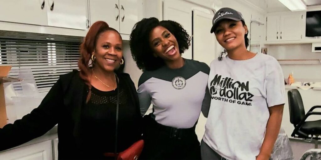 La estrella de WandaVision agradece al Style Squad de Monica por ayudarla a darle vida