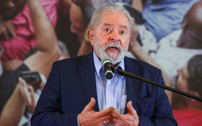 Lula pide no seguir ‘ninguna decisión imbécil’ de Bolsonaro frente a la pandemia