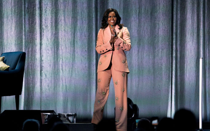 Michelle Obama llega al Salón Nacional de la Fama de la Mujer de EU