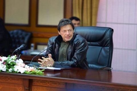 Pak PM Imran Khan tiene síntomas leves de COVID