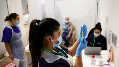 Reino Unido alcanza récord: la mitad de adultos ya recibió primera dosis de vacuna anti-Covid