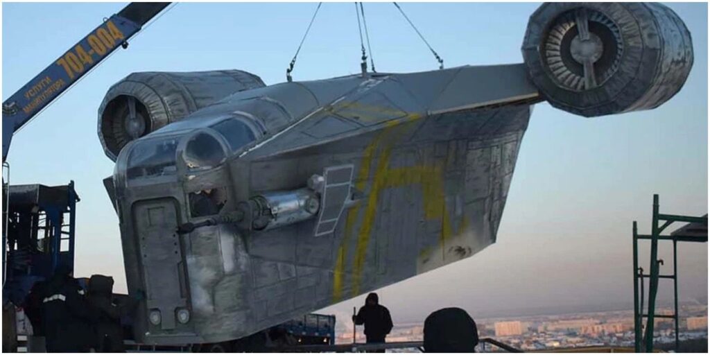 Un fan mandaloriano gasta más de $ 10 mil para construir una réplica de cresta de afeitar de tamaño natural