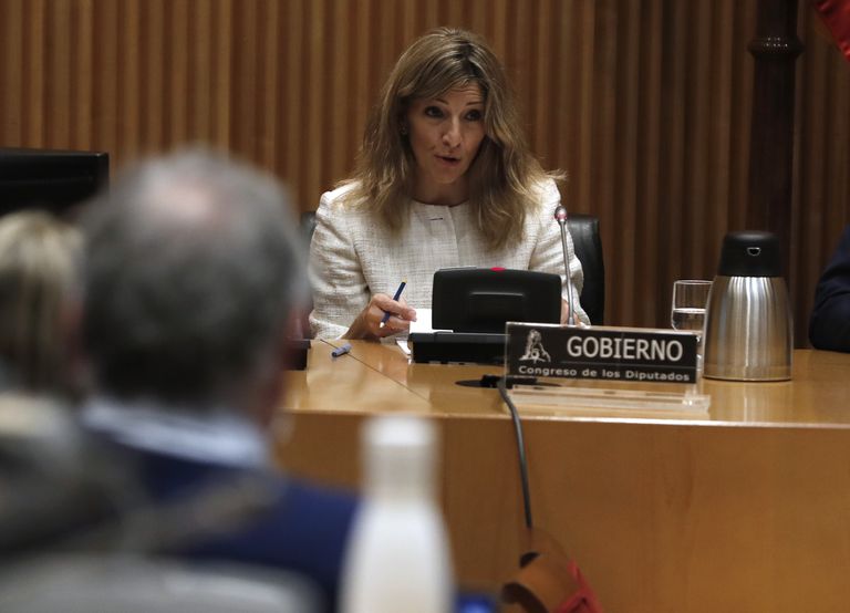 La ministra de Trabajo y Economía Social, Yolanda Díaz, ante la comisión de Trabajo, Inclusión, Seguridad Social y Migraciones en el Congreso de los Diputados, este lunes.