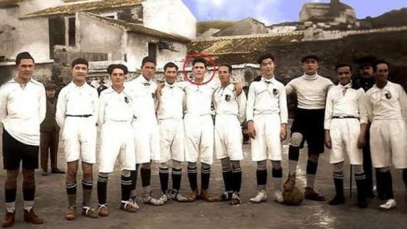 Nita Carmona, la primera futbolista de España