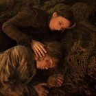 Itziar Ituño y Haizea Carneros, en 'Todas las lunas'