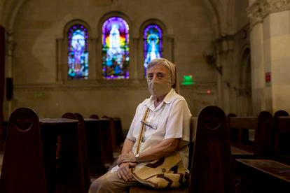 Martha Pelloni es monja de la congregación carmelita. Hace más de 40 años que organizó su primera marcha en silencio. Pincha en la imagen para ver la fotogalería completa.