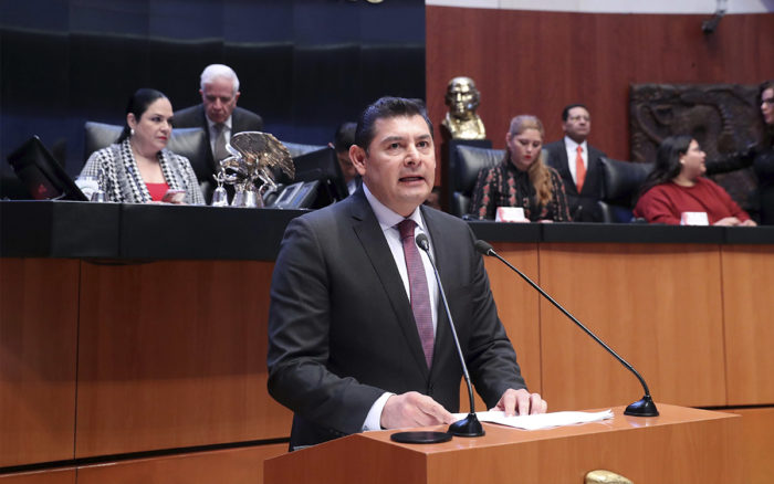 FGR y ASF deben investigar por qué Banxico no entregó remanentes: senador Alejandro Armenta