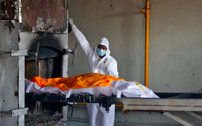 India registra más de 173,000 nuevos casos de Covid-19, la cifra más baja en 45 días