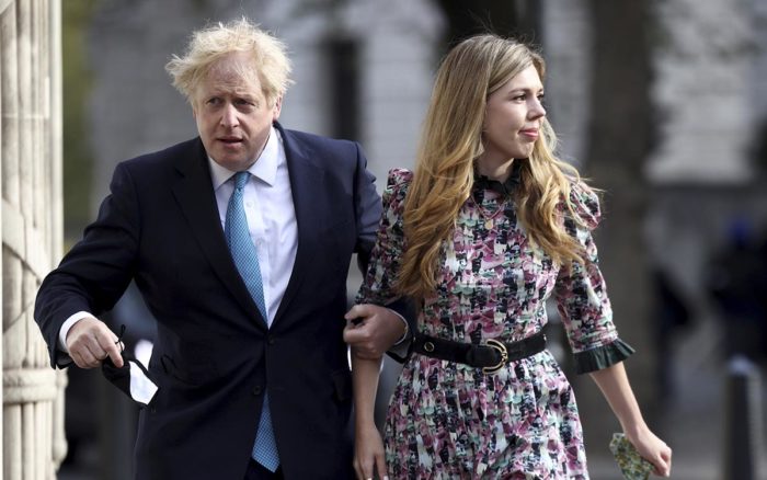 Boris Johnson se casa discretamente con su prometida Carrie Symonds