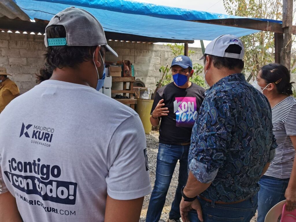 Amarildo Bárcenas ofrece propuestas de campaña a mujeres de Quintanares