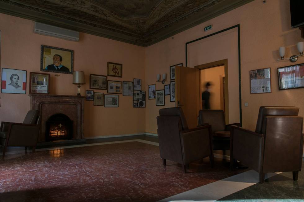 L’hotel Cuatro Naciones (encara actiu), a la Rambla, 40: era el que allotjava més espies.