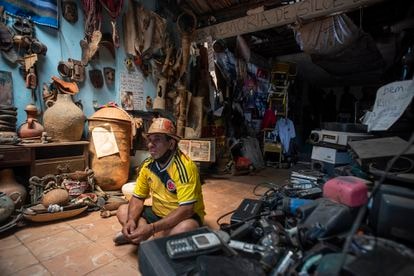 David Gómez, creador y director del museo popular de Siloé (Cali), un espacio en donde se exhibe la memoria del barrio desde su fundación.