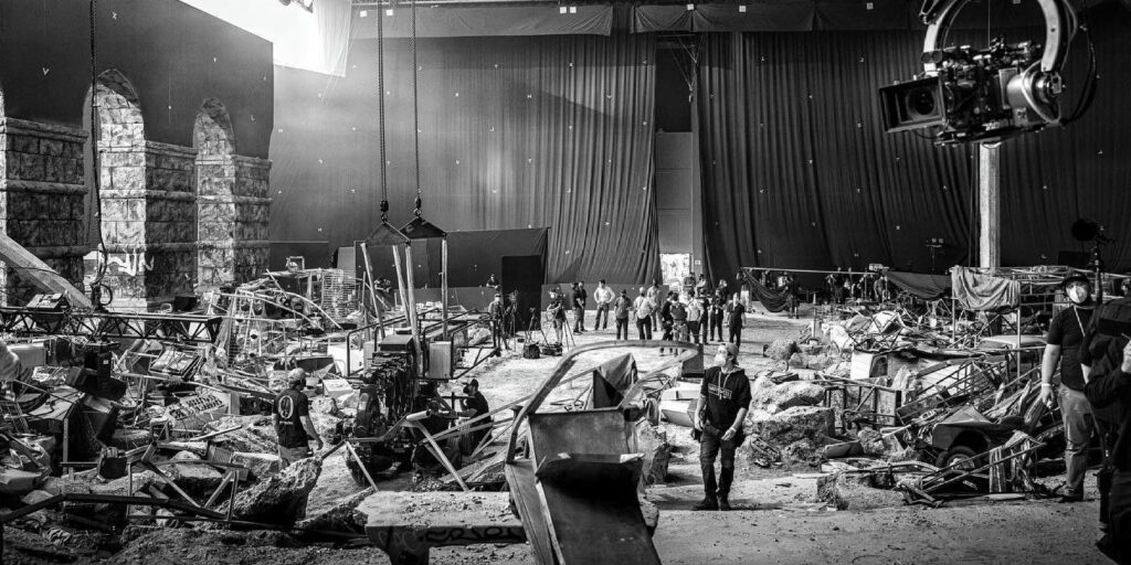 Dwayne Johnson muestra un enorme set de Black Adam en una nueva imagen