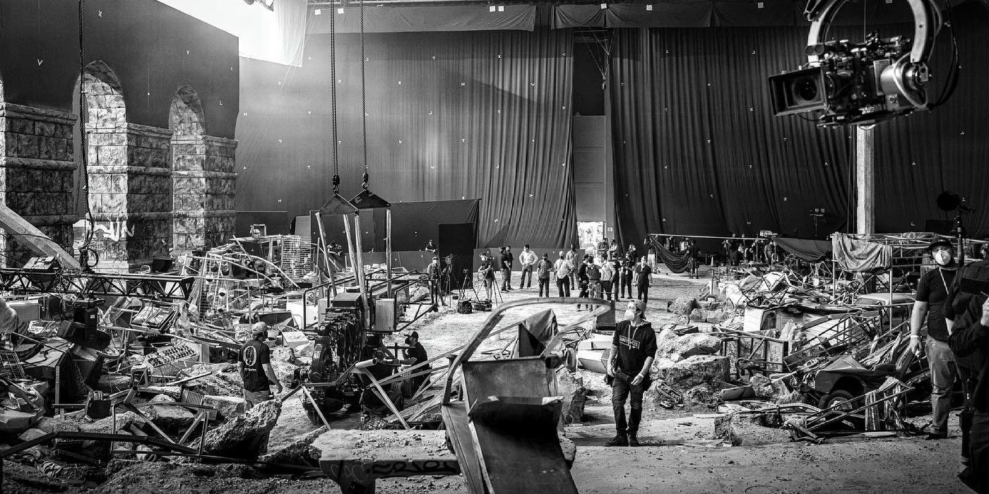 Dwayne Johnson muestra un enorme set de Black Adam en una nueva imagen