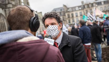 El diputado francés Paul Molac, en una manifestación por la enseñanza del bretón, en abril.