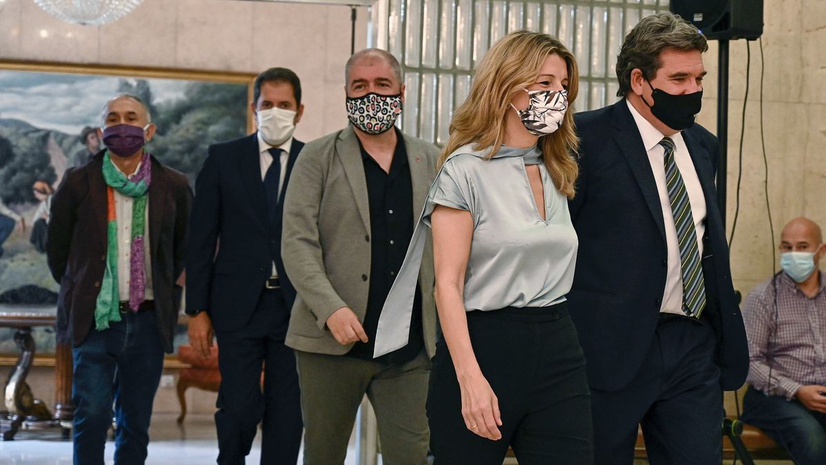 El Gobierno logra un acuerdo político con los agentes sociales para reformar las pensiones