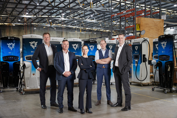 El desarrollador de cargadores rápidos de vehículos eléctricos Tritium se hará público a través de la fusión de SPAC con una valoración de $ 1.200 millones