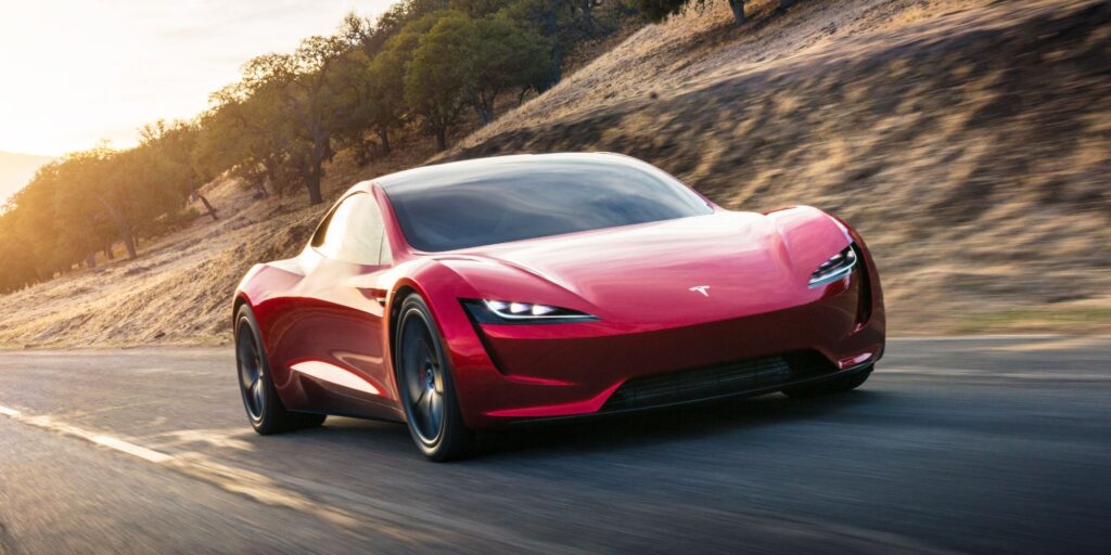 El programa de recomendación de Tesla le ha costado $ 23 millones en millas de sobrealimentación este año