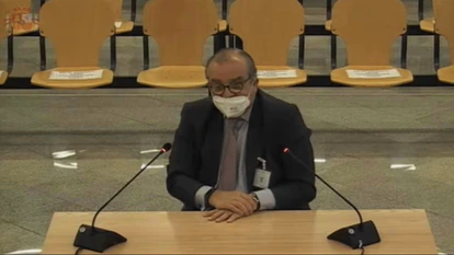 El abogado y empresario Santiago Lago Bornstein, admitió en el juicio una entrega al PP de diez millones de pesetas: "Se dejó el dinero en la mesa del despacho de Lapuerta".