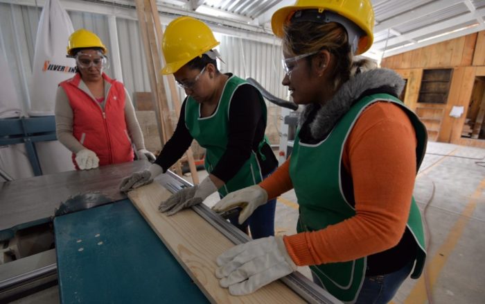 Las largas jornadas laborales son mortales: estudio OMS