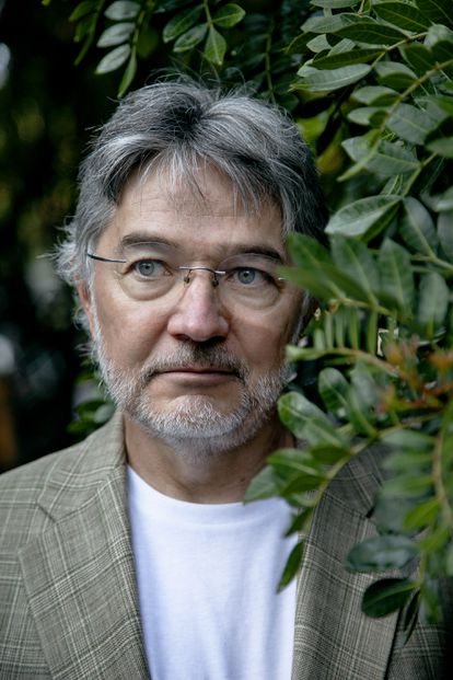 El biólogo Luis Zambrano, fotografiado en el Parque Tamayo del Bosque de Chapultepec de México DF.