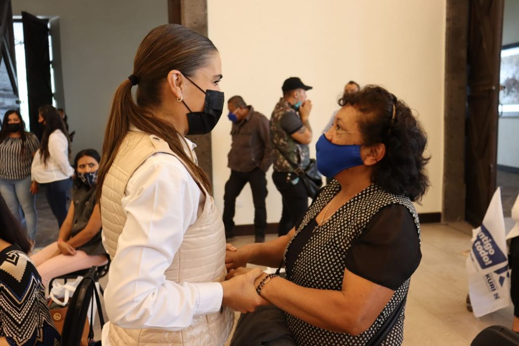 Marcia Solórzano destaca participación de las madres de familia