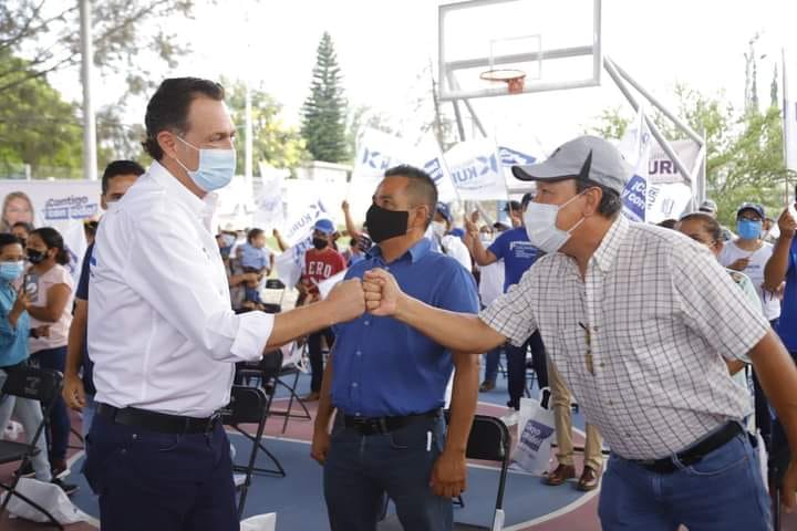 Mauricio Kuri se compromete a combatir la pobreza en la zona de la Sierra Gorda