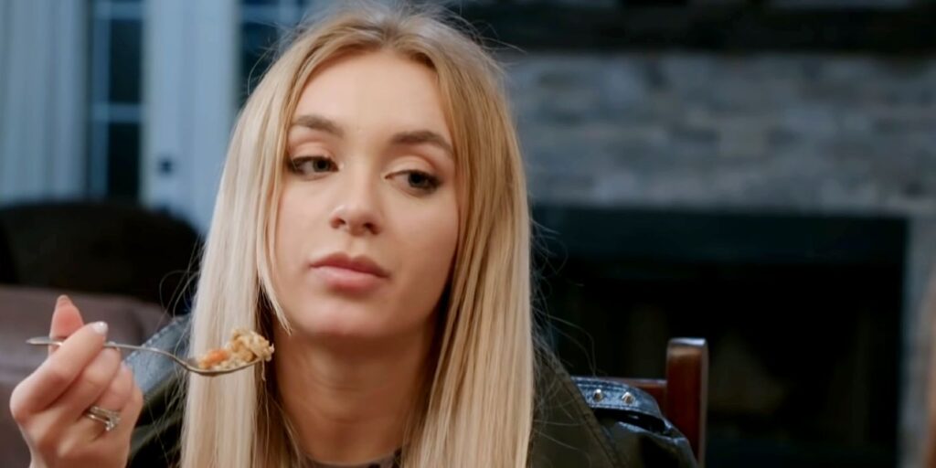 Prometido de 90 días: Yara comparte una auténtica cena de hervido de camarones de Luisiana