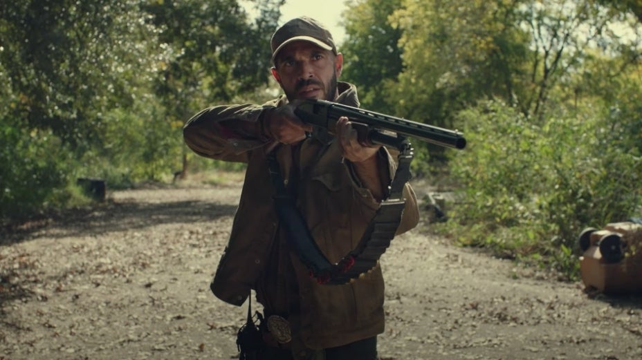 Fear the Walking Dead Cole 614 Madre Fear the Walking Dead Cole 614 Madre