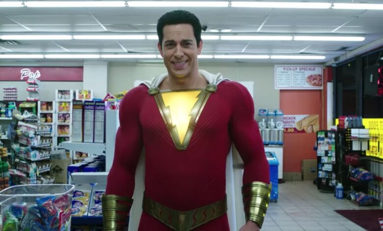 ¡Zachary Levi muestra a Shazam personalizado! Zapatillas deportivas como secuela comienza la producción