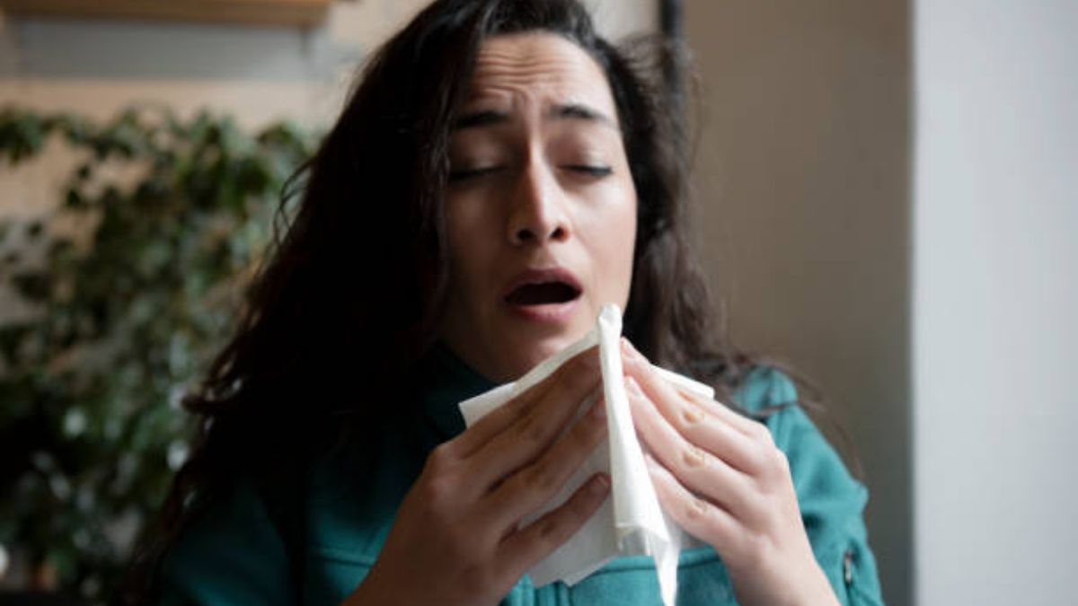 ¿Por qué al estornudar cerramos los ojos?