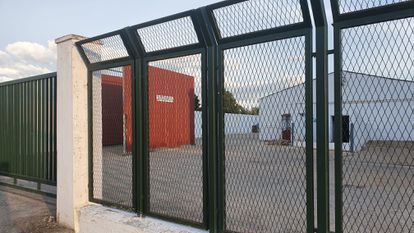 Matadero de Andújar clausurado con más de 1000 ovejas y cabras dentro.