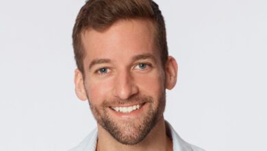 Despedida de soltera: edad, Instagram, trabajo, ciudad natal y más de Connor Brennan