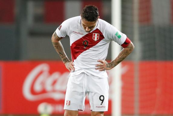 Paolo Guerrero, tras la derrota de Perú contra Colombia EFE/ Paolo Aguilar /POOL