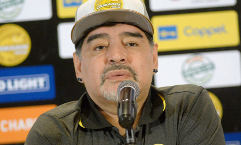 La justicia argentina toma declaraciones a equipo médico de Maradona por muerte del ícono del futbol