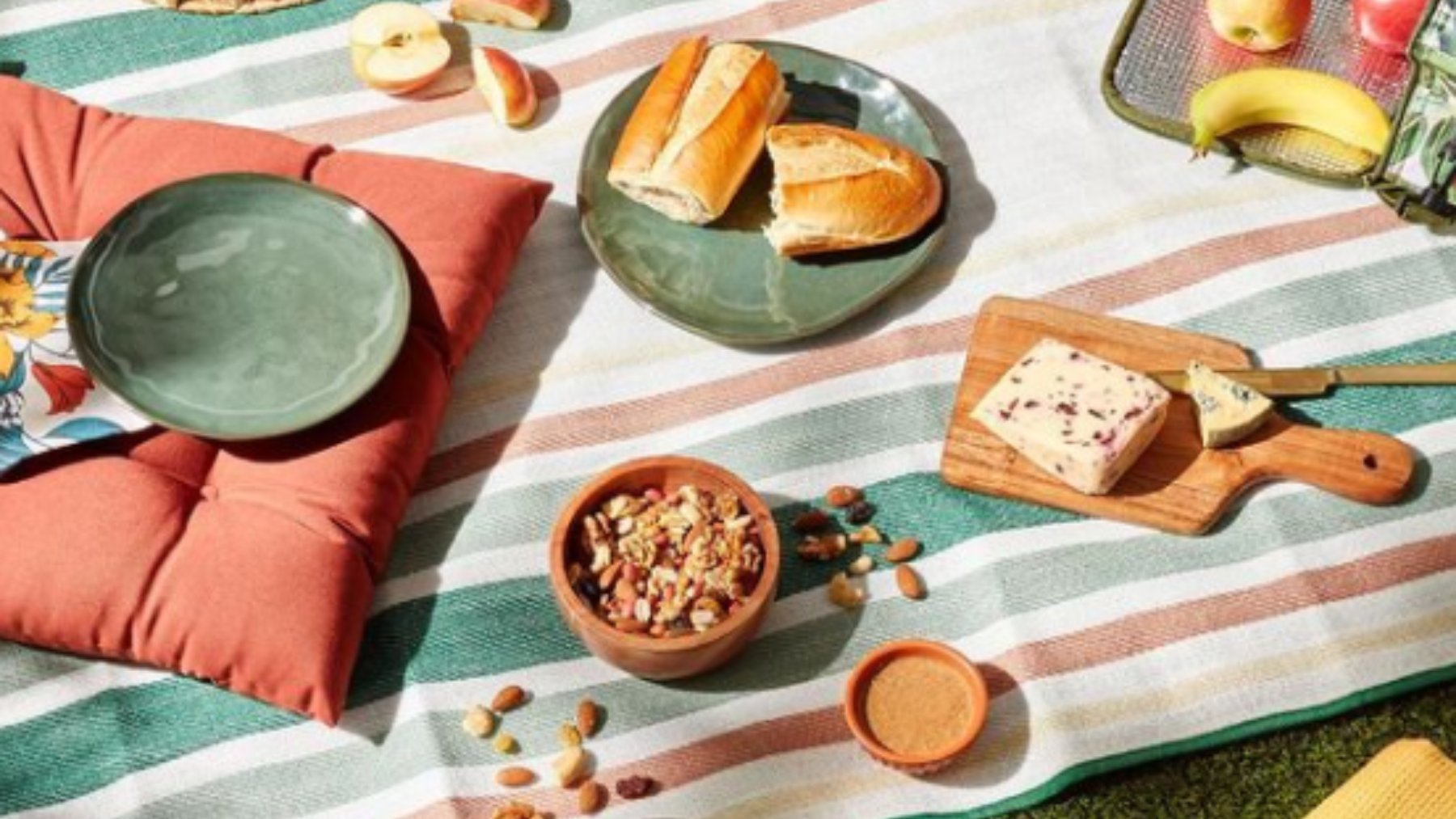 Primark tiene plan para este verano, hacer el picnic low cost de tus sueños por 10 euros