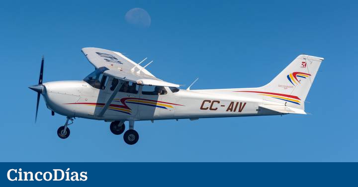 No se quede sin volar este verano: por 2.000 euros Aena le vende un avión