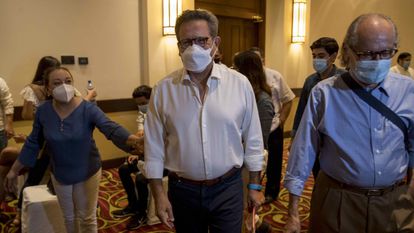 Arturo Cruz durante la presentación de su inscripción como precandidato el pasado mes de abril en Managua.