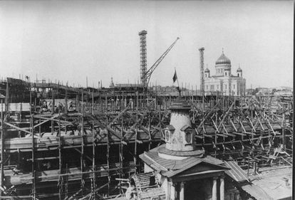 Solar de la Casa del Gobierno (delante de la catedral de Cristo Salvador). 