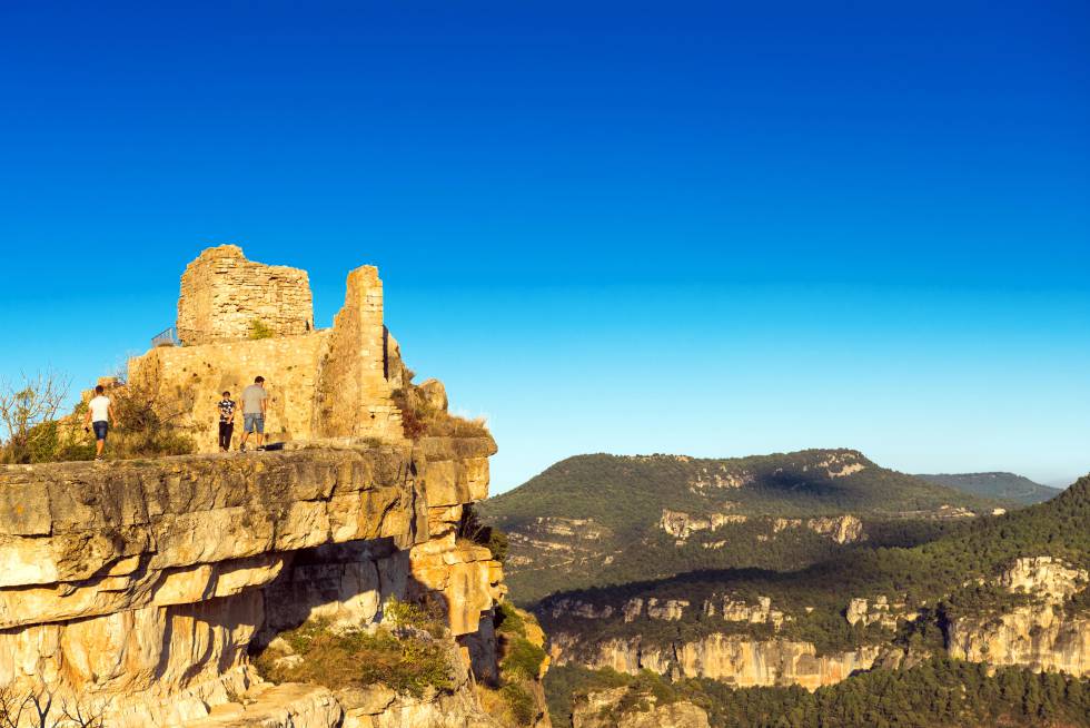 Ruinas del castillo de la localidad de Siurana.