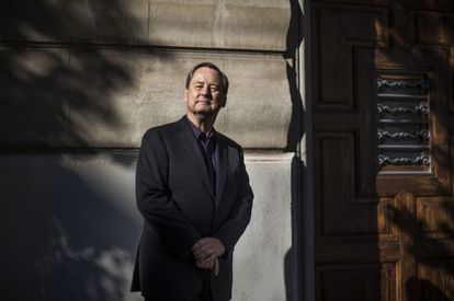 Paul V. Mockapetris (Boston, Massachusetts, 1948), informático americano y pionero de Internet, quien, junto con Jon Postel, inventó el Sistema de nombres de dominio (DNS) en 1983.