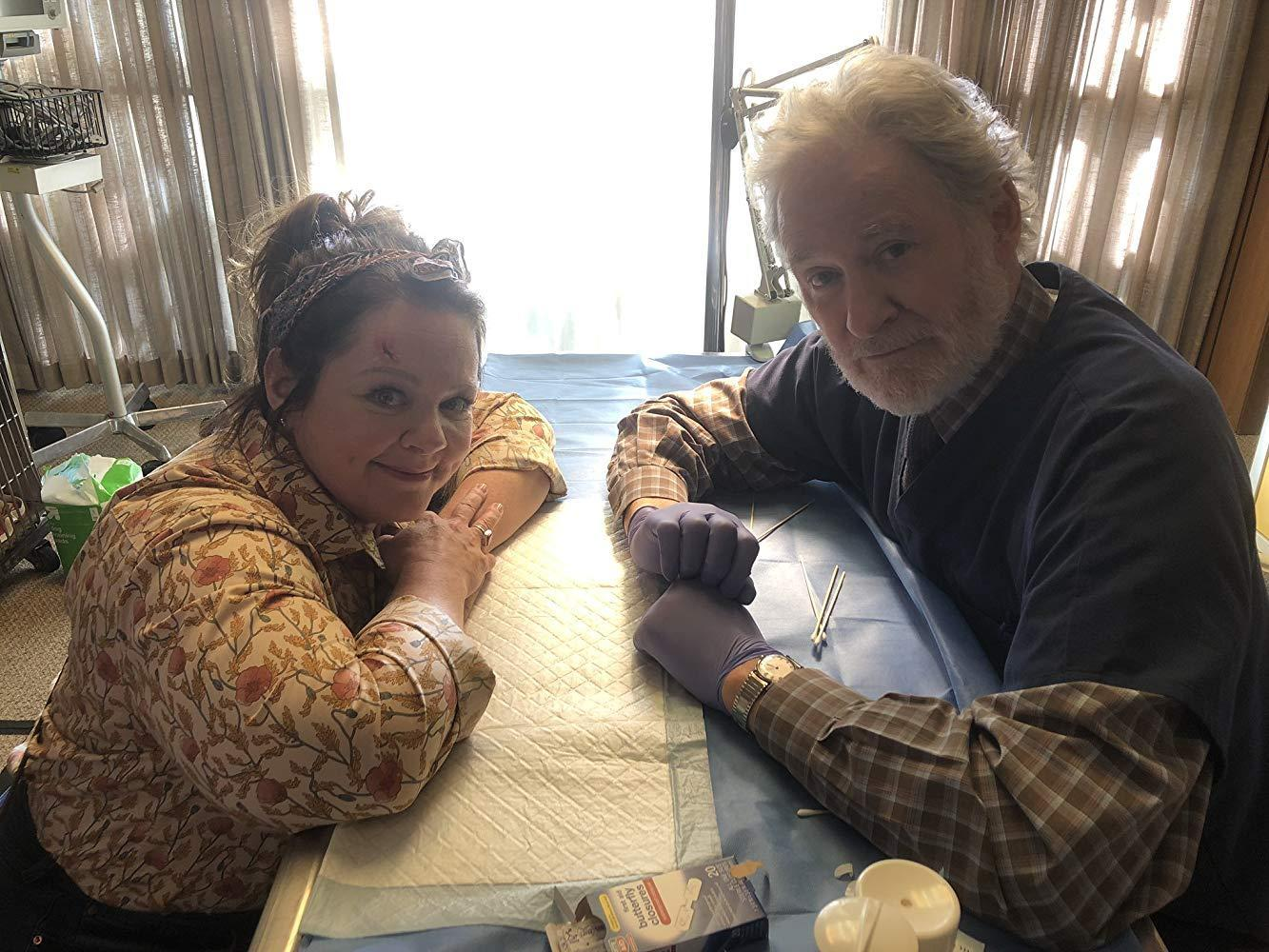 netflix-comedy-movie-the-starling-todo-lo-que-sabemos-hasta-ahora-set-photo netflix comedia película el estornino todo lo que sabemos hasta ahora set foto